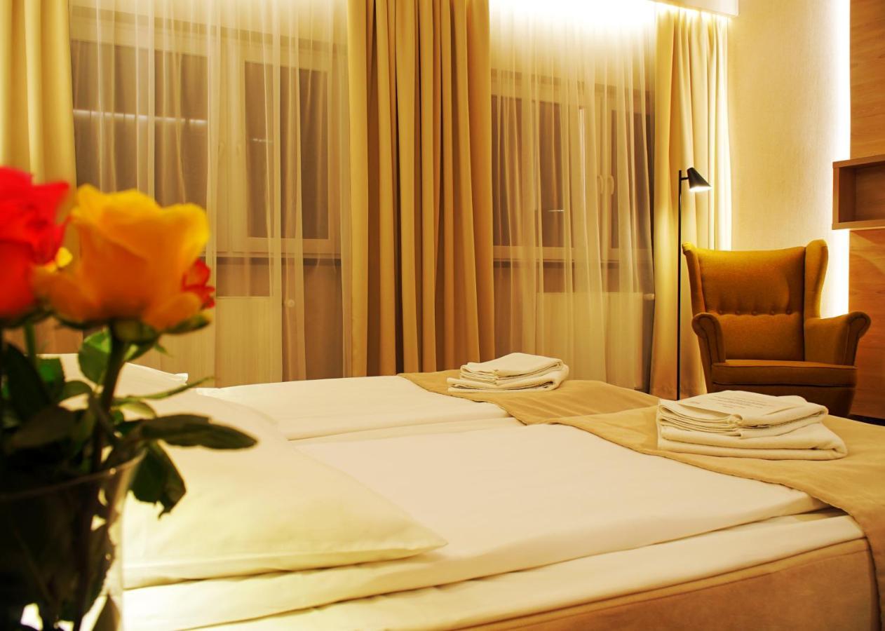 Relax Hotel